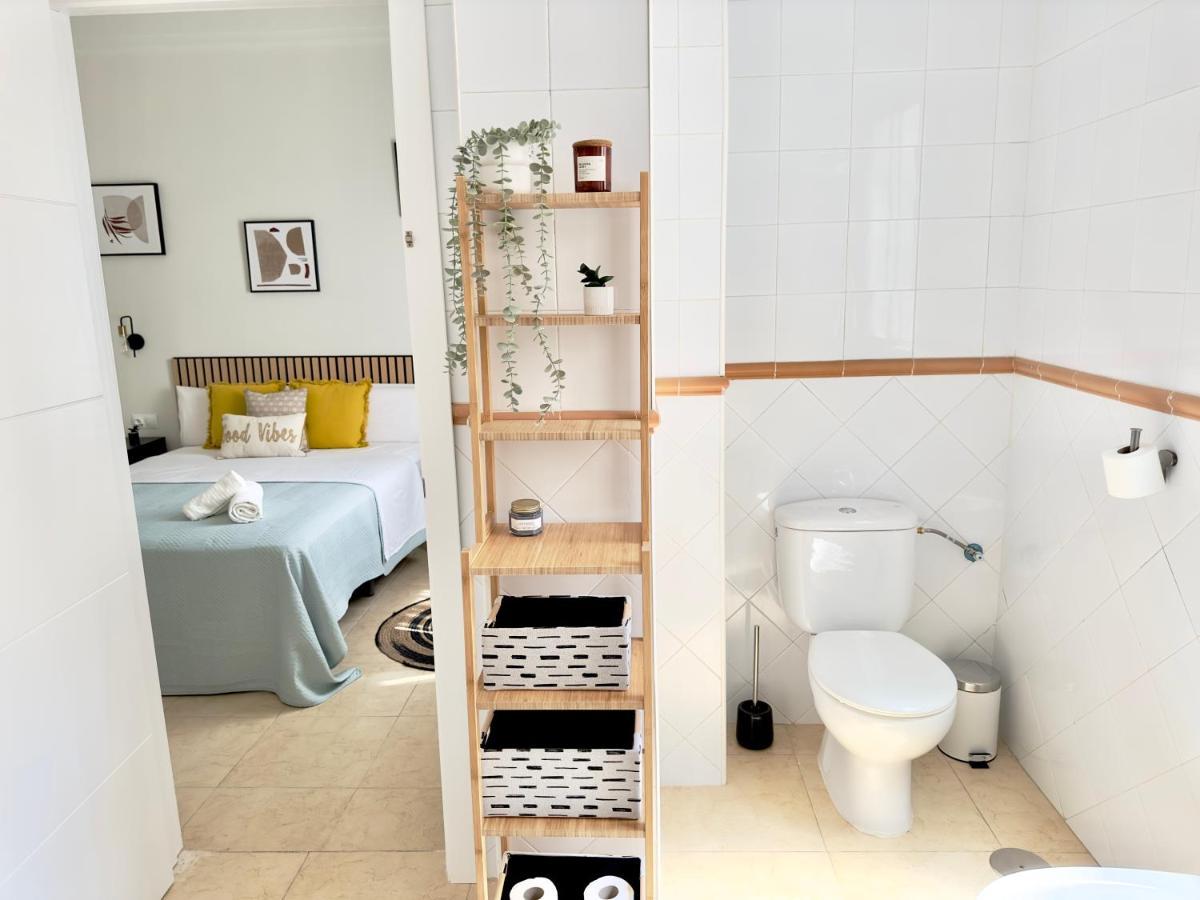 Апартаменты Soho Malaga Chic Экстерьер фото