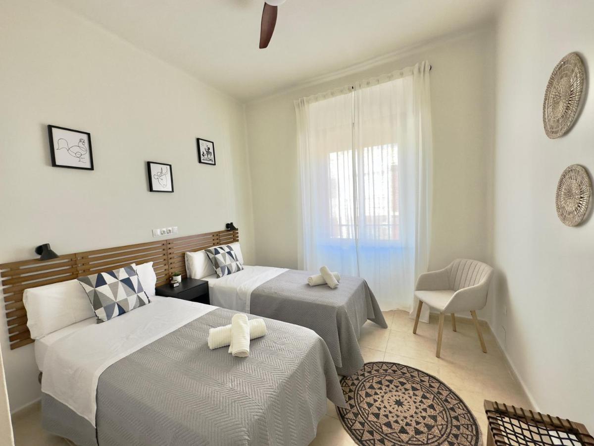 Апартаменты Soho Malaga Chic Экстерьер фото