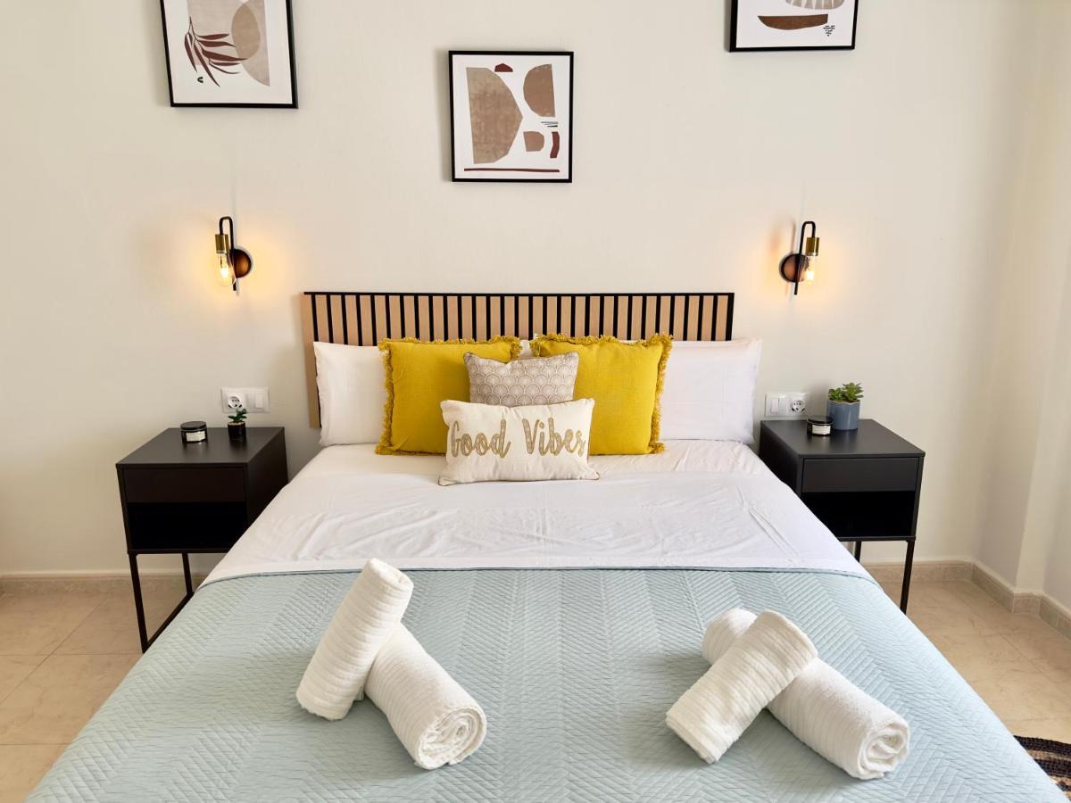 Апартаменты Soho Malaga Chic Экстерьер фото
