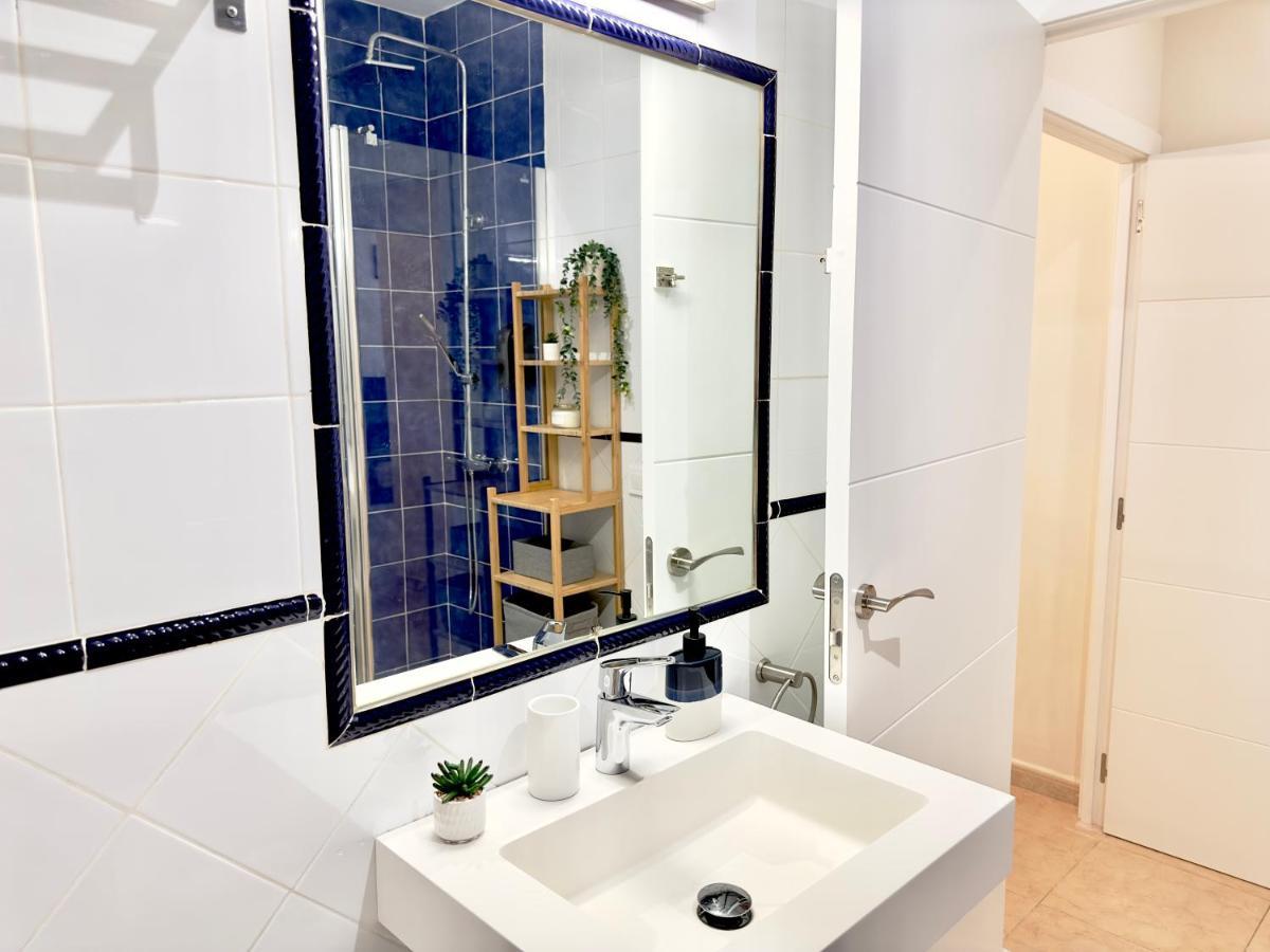 Апартаменты Soho Malaga Chic Экстерьер фото