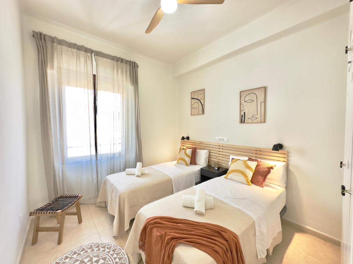 Апартаменты Soho Malaga Chic Экстерьер фото