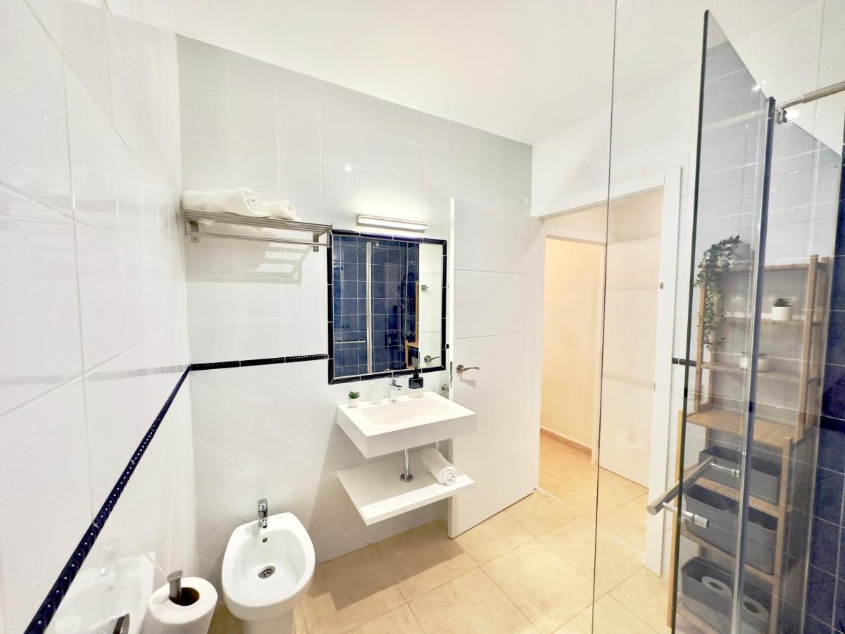 Апартаменты Soho Malaga Chic Экстерьер фото
